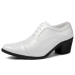 white-822